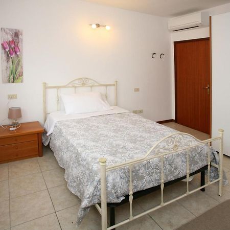 I Salici Di Laura Panzió Porto Fuori Kültér fotó